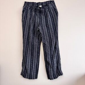 Briggs New York Black and Gray Patterned Pants